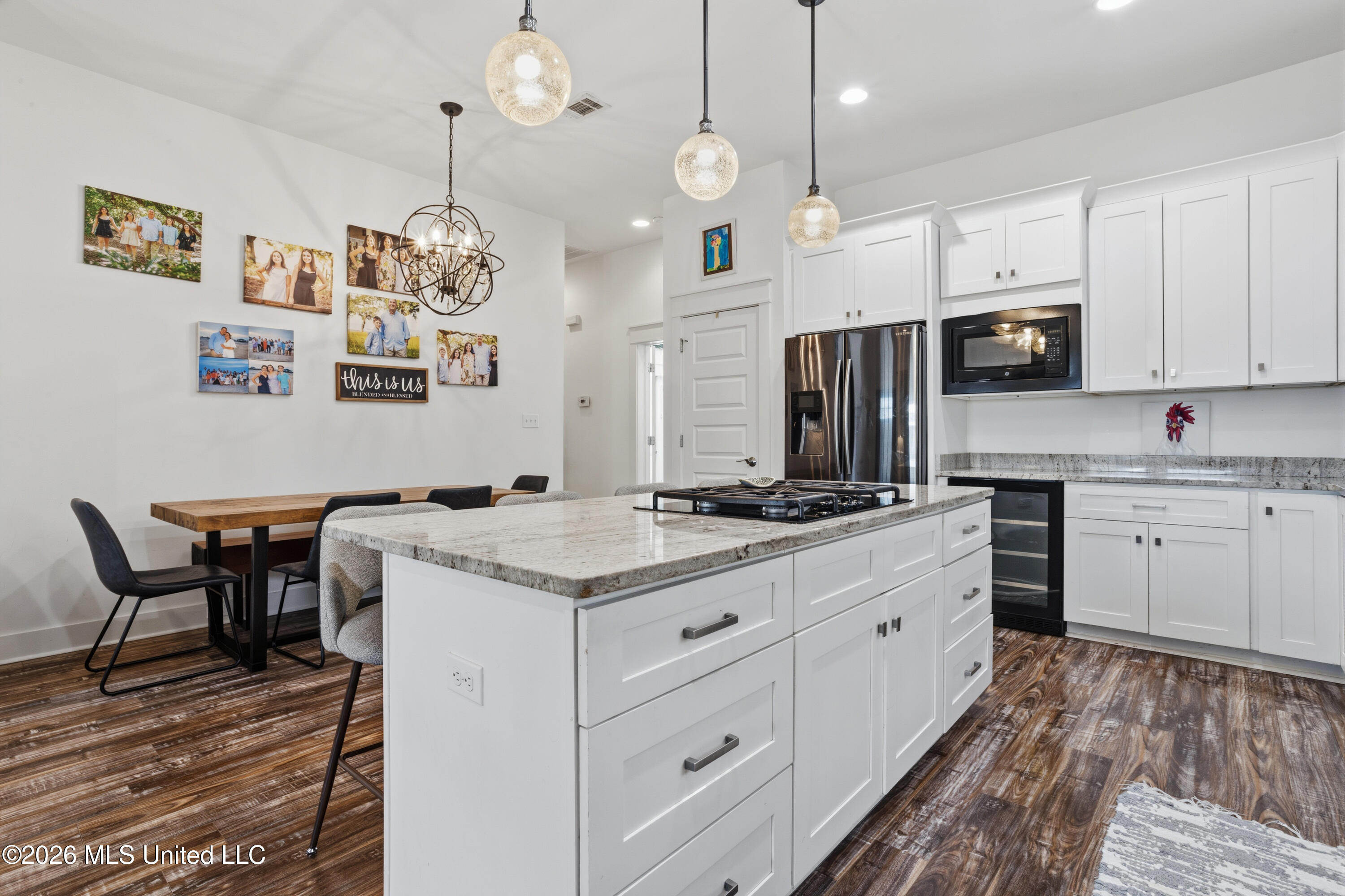 207 Dewey Avenue Property Photo 17
