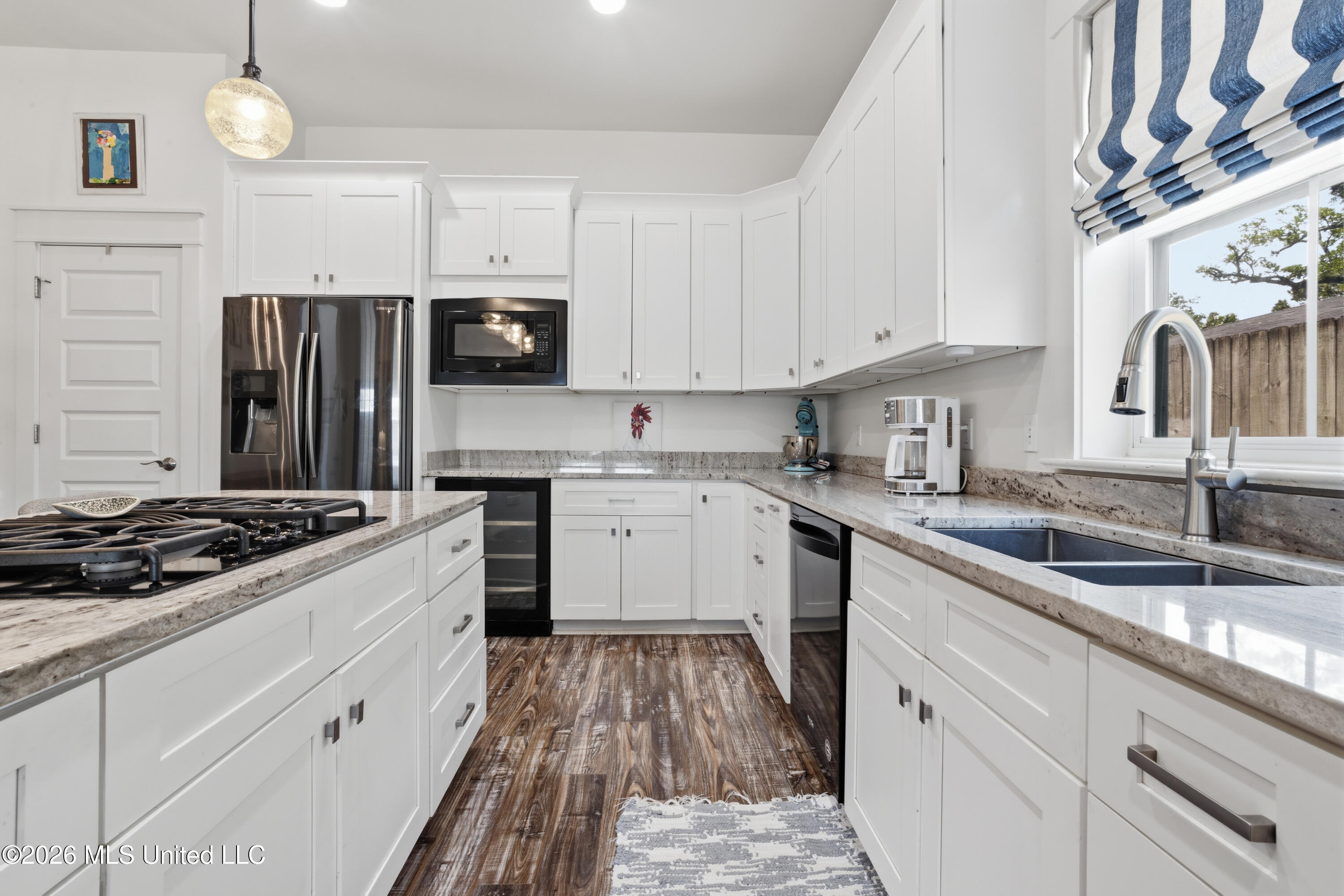 207 Dewey Avenue Property Photo 18
