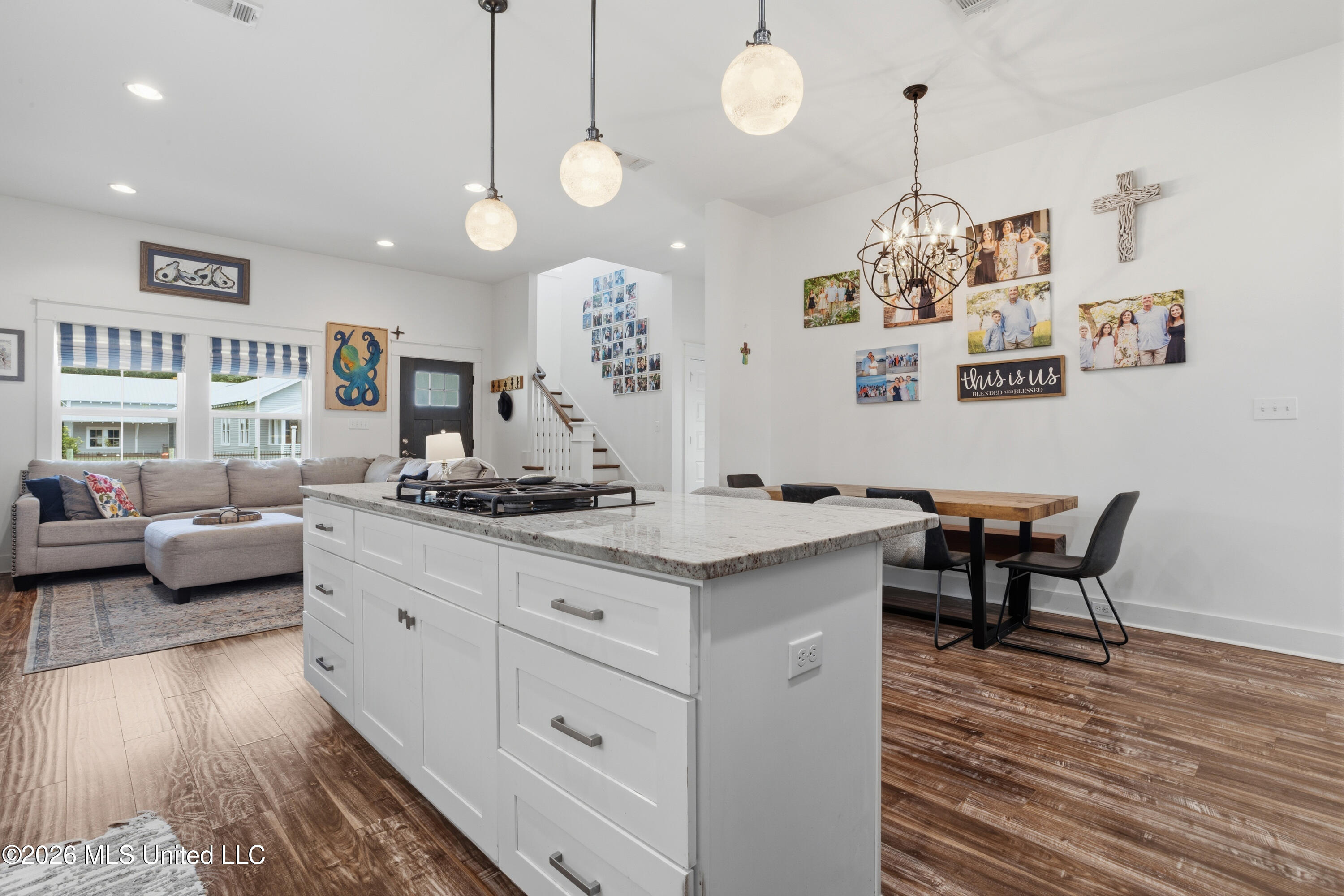 207 Dewey Avenue Property Photo 19