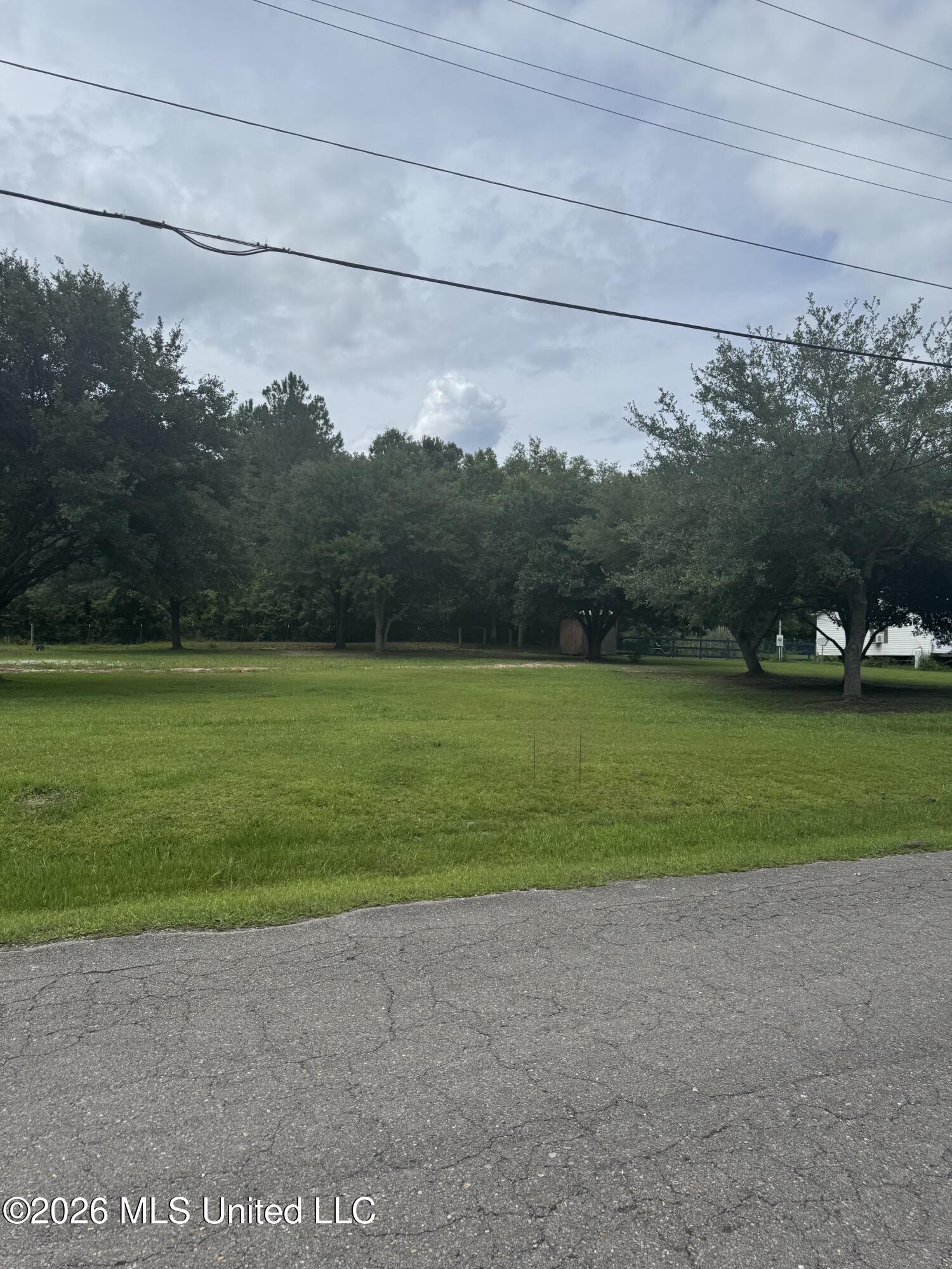 18571 Riverline Drive Property Photo 1