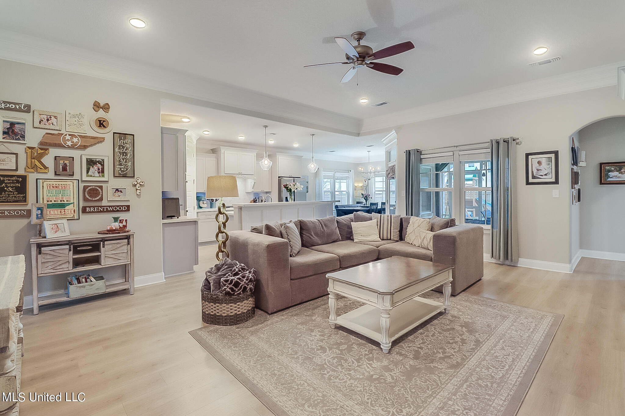 12537 Alphabet Road Property Photo 2