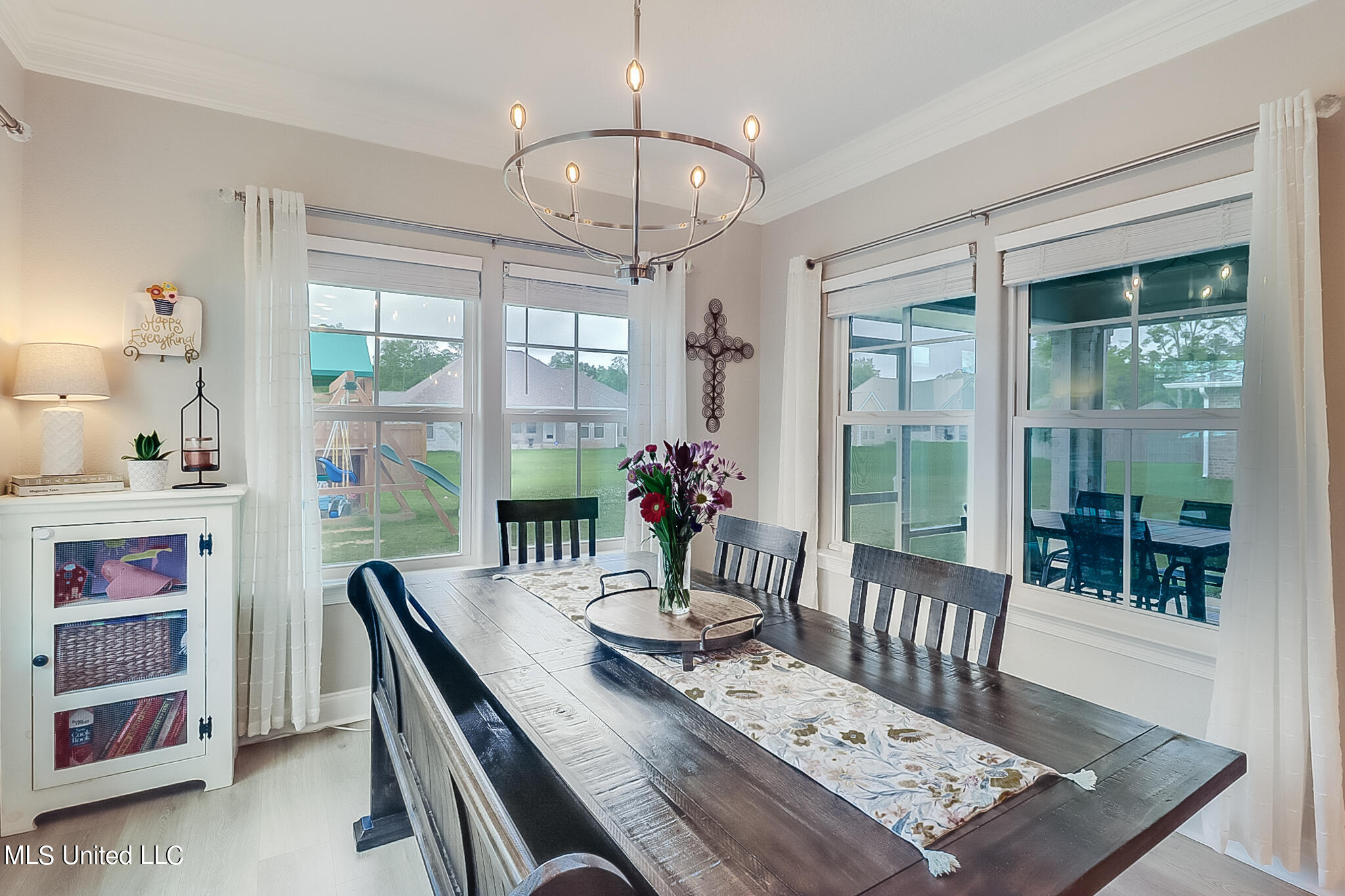 12537 Alphabet Road Property Photo 9