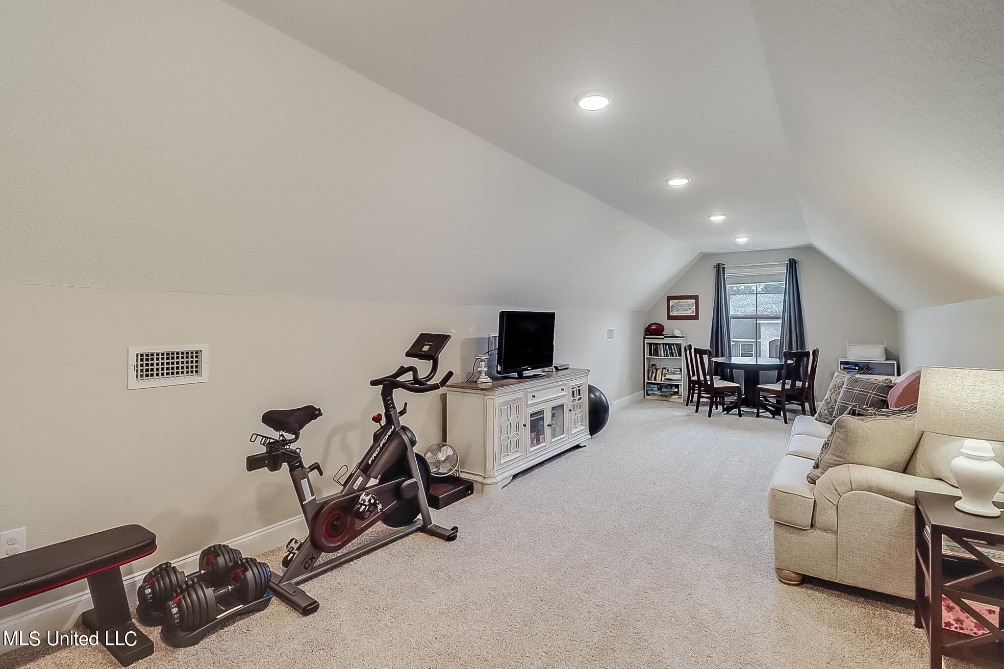 12537 Alphabet Road Property Photo 20