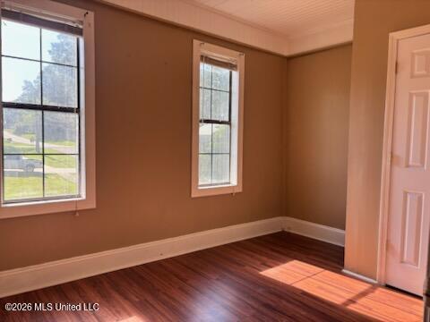 107 W Durr Avenue Property Photo 18