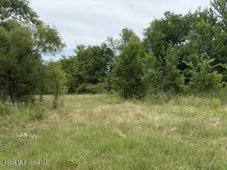 Highway 13 Property Photo 7
