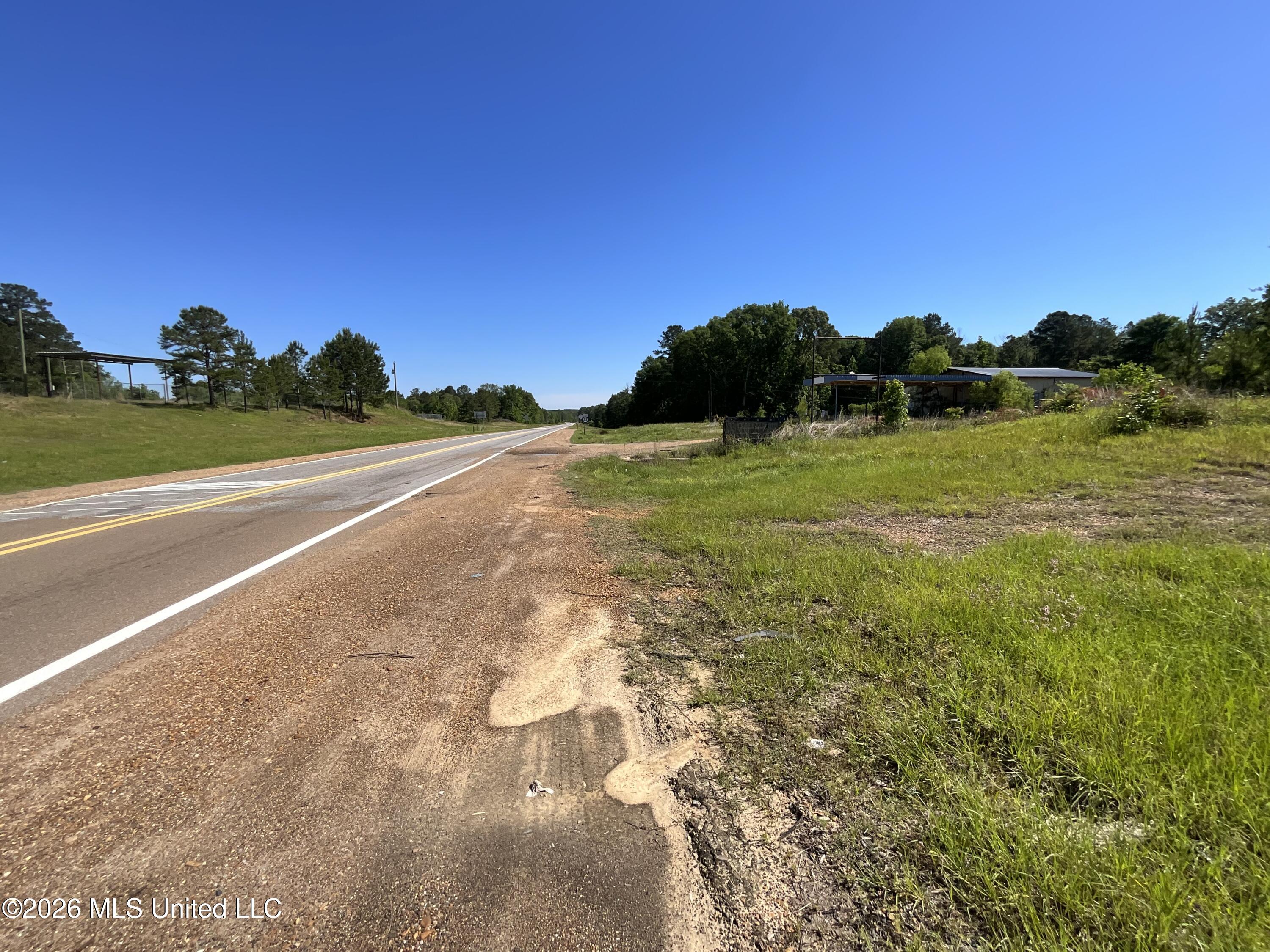 100 N Ms-33 Highway Property Photo 3