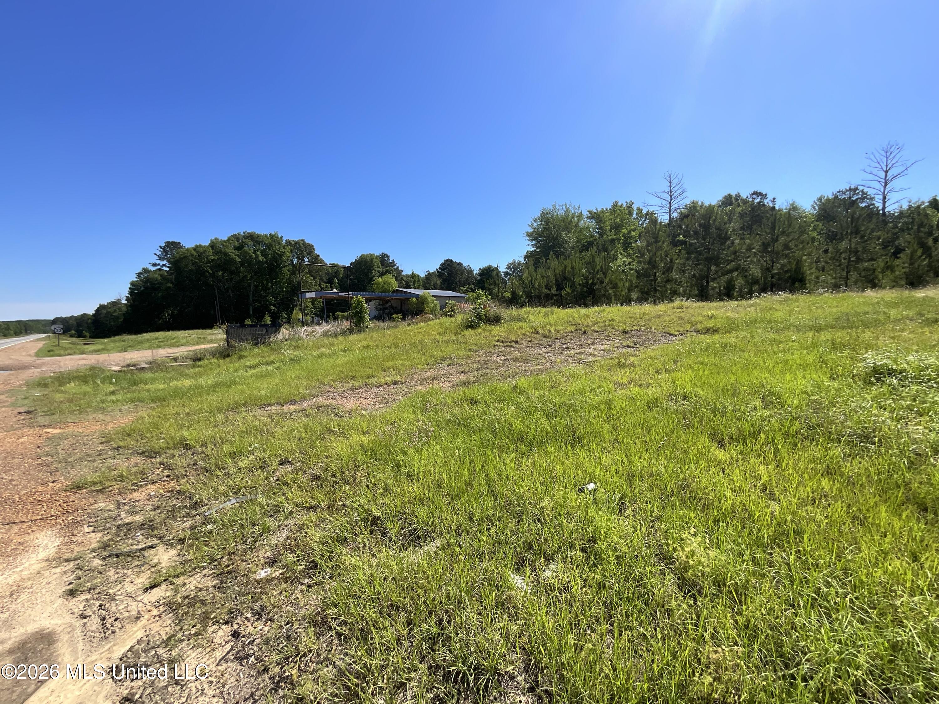 100 N Ms-33 Highway Property Photo 4