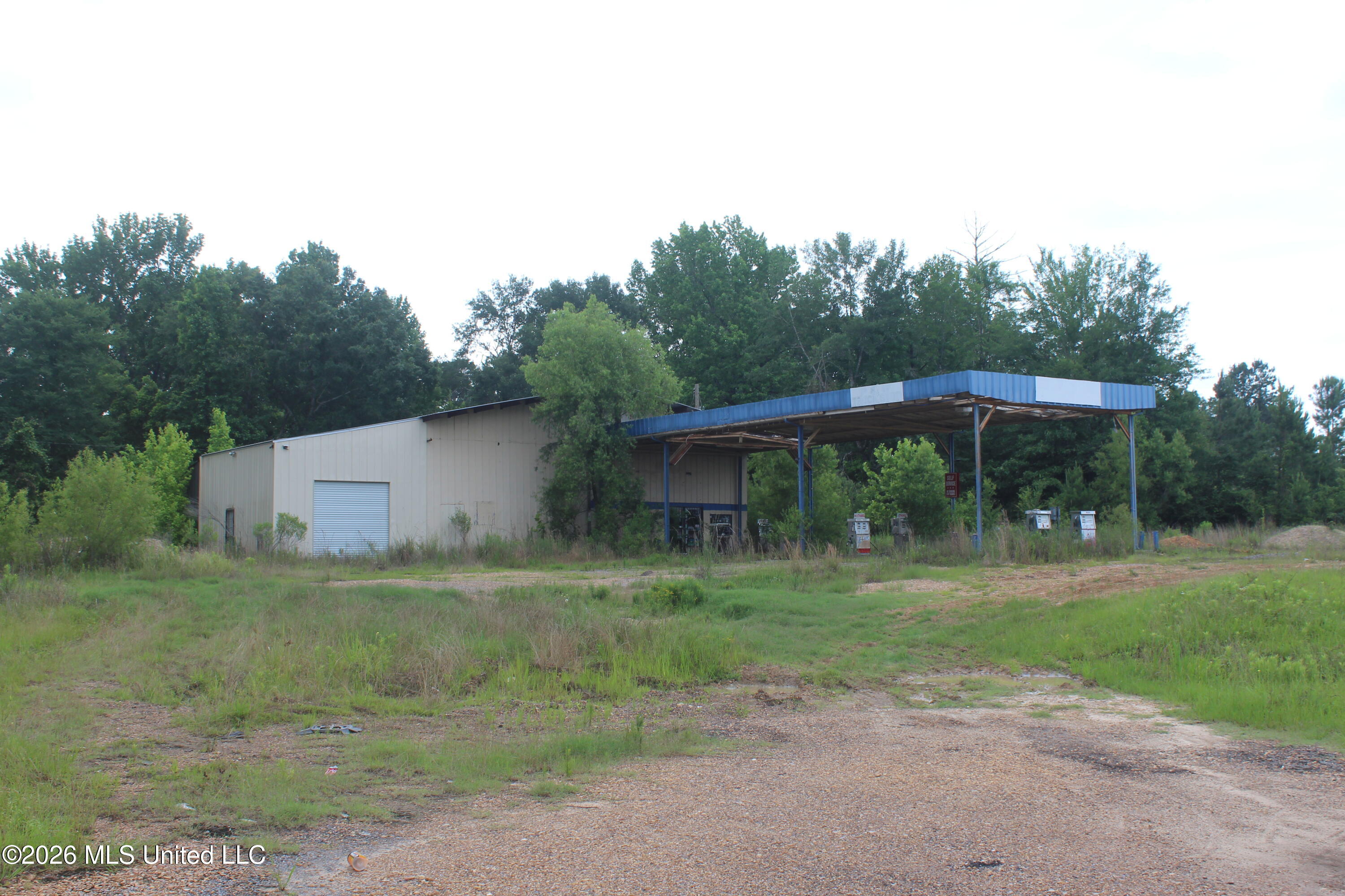 100 N Ms-33 Highway Property Photo 6