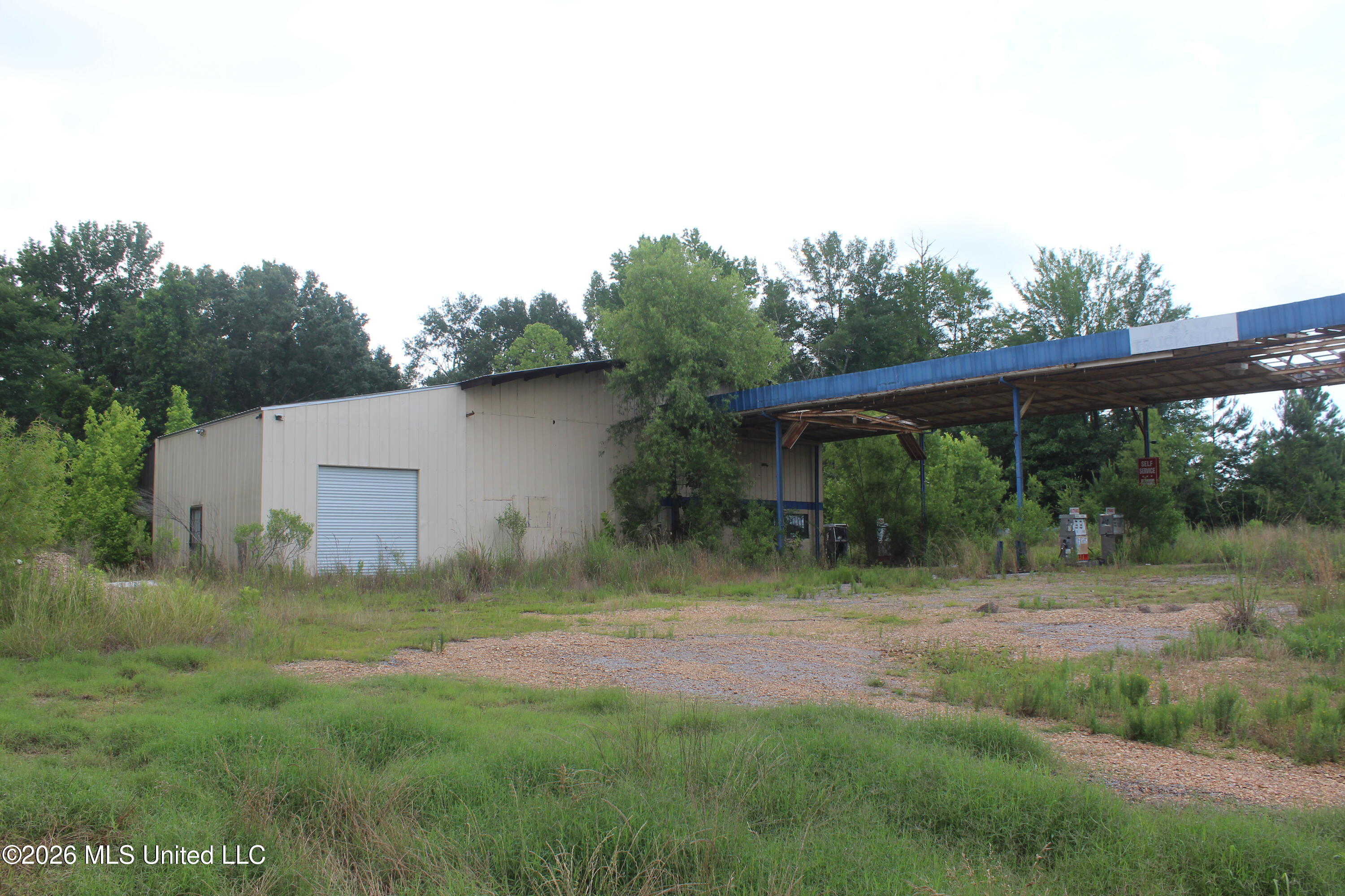 100 N Ms-33 Highway Property Photo 8