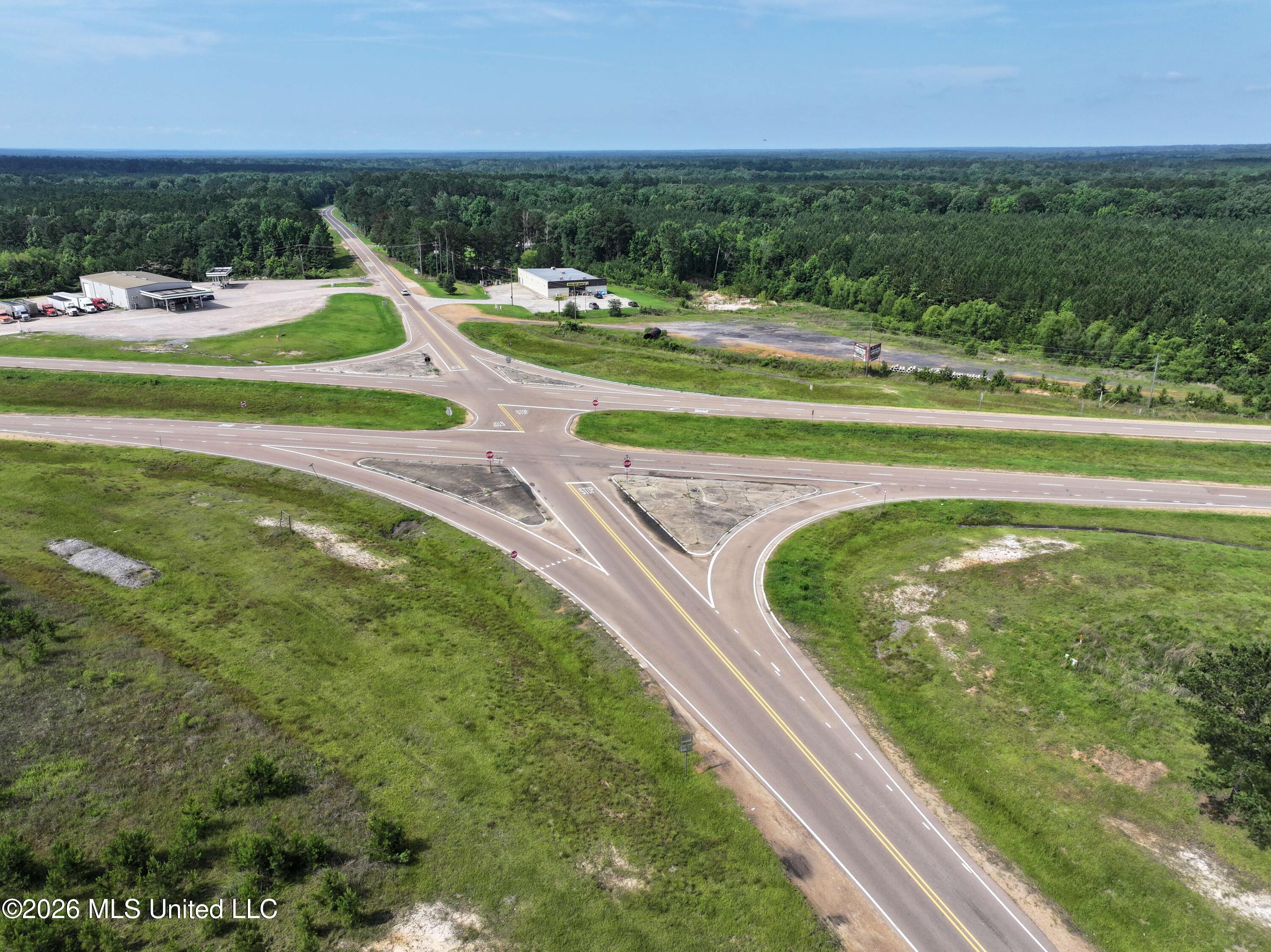 100 N Ms-33 Highway Property Photo 16