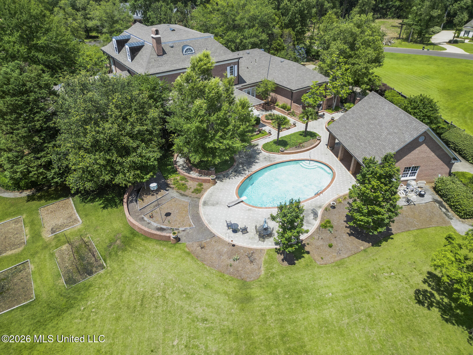 147 Chantilly Drive Property Photo 82