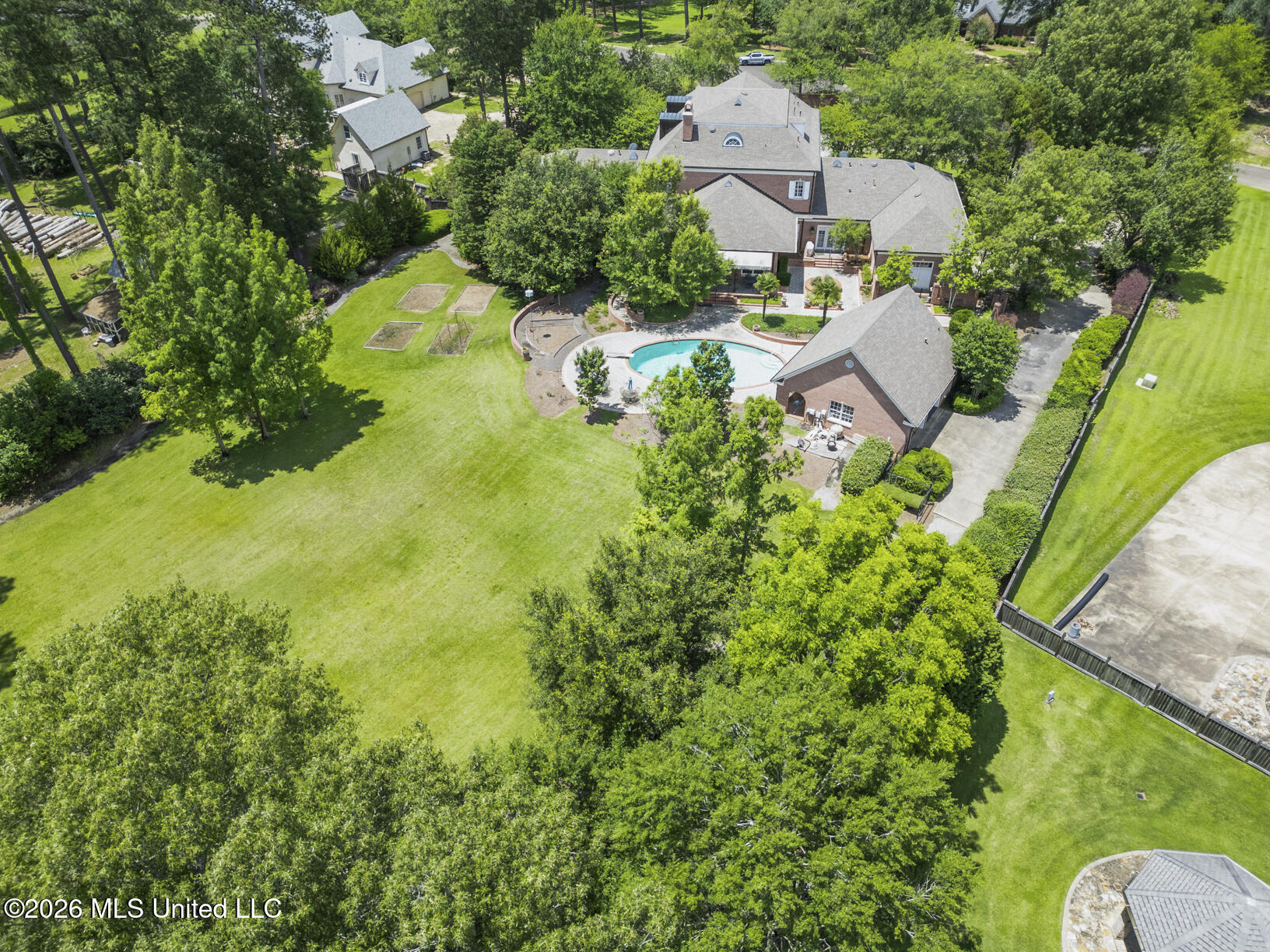 147 Chantilly Drive Property Photo 88
