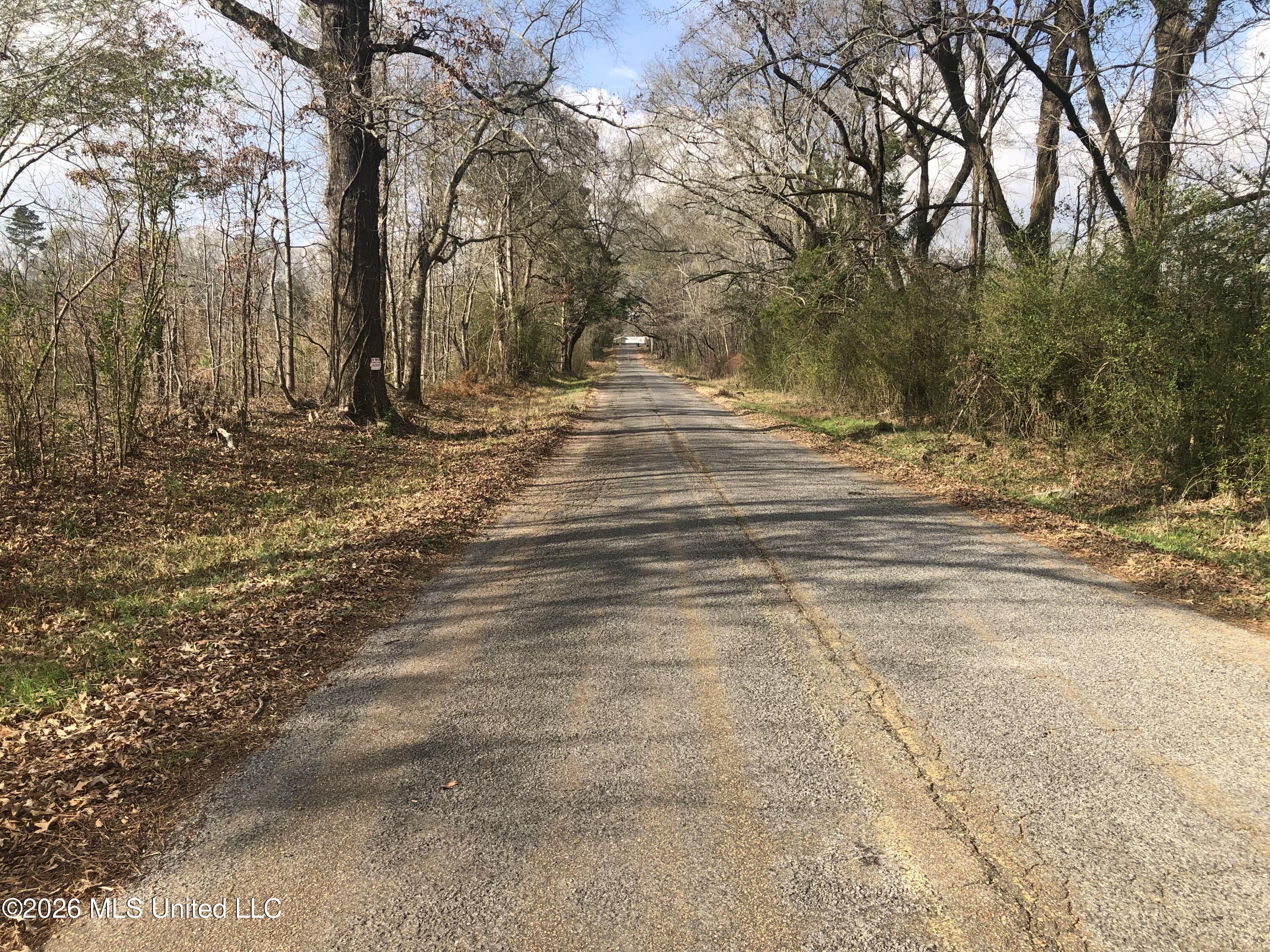Tommy Ford Road Property Photo 4