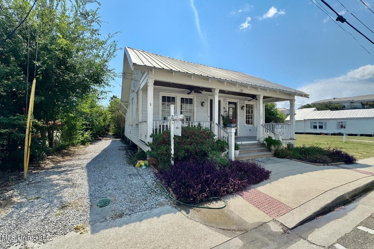136 Main Street Property Photo 2
