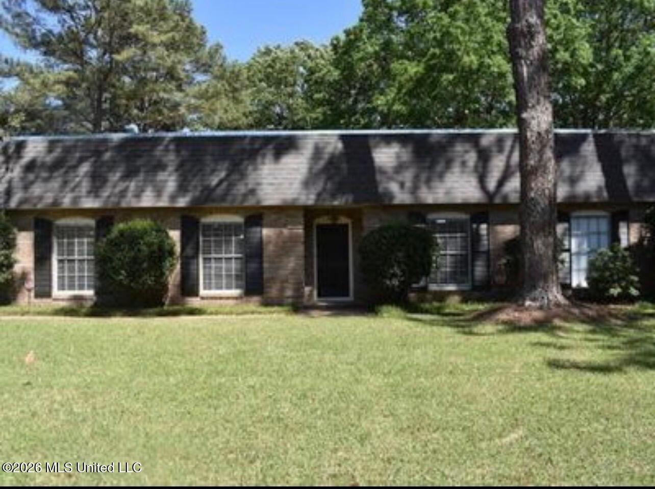 5230 Ridgewood Road Property Photo 1