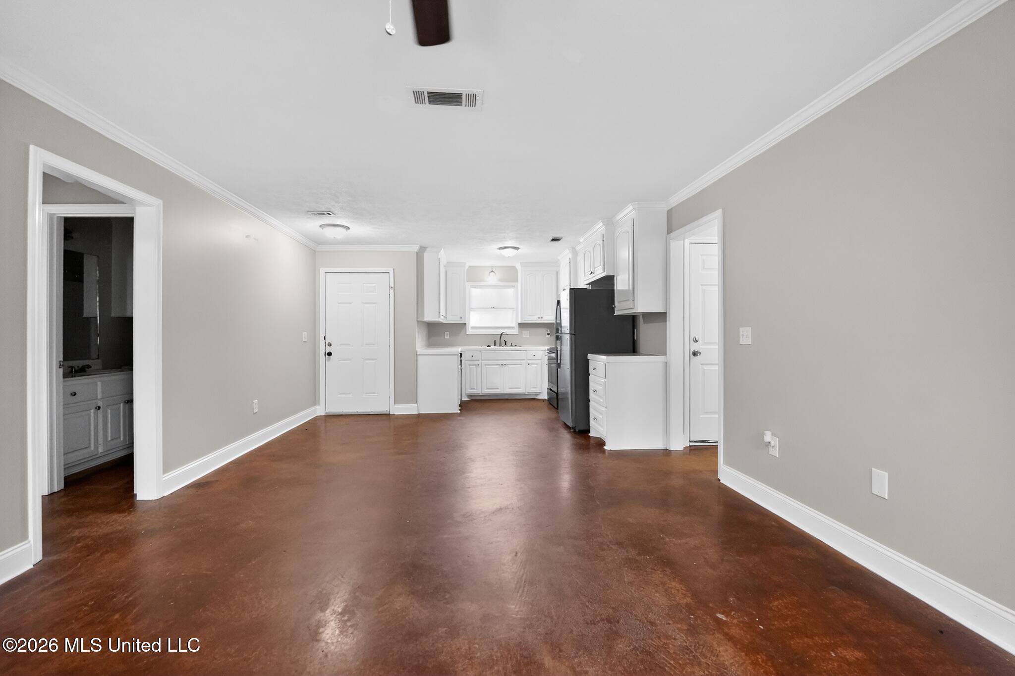 215 David Street Property Photo 8
