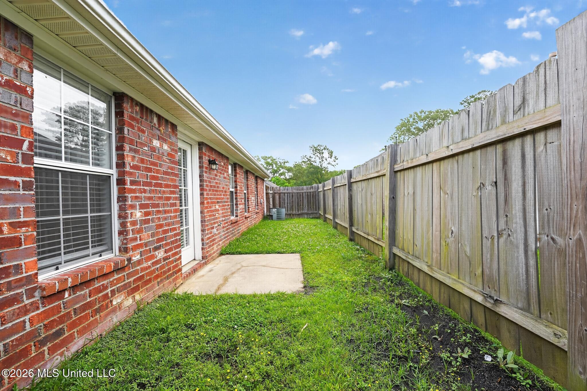215 David Street Property Photo 14