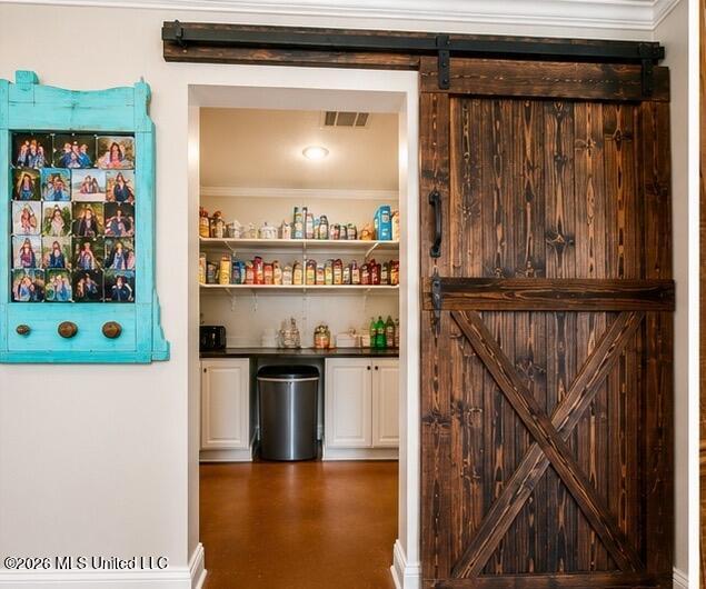 14704 Pine Ridge Road Property Photo 8