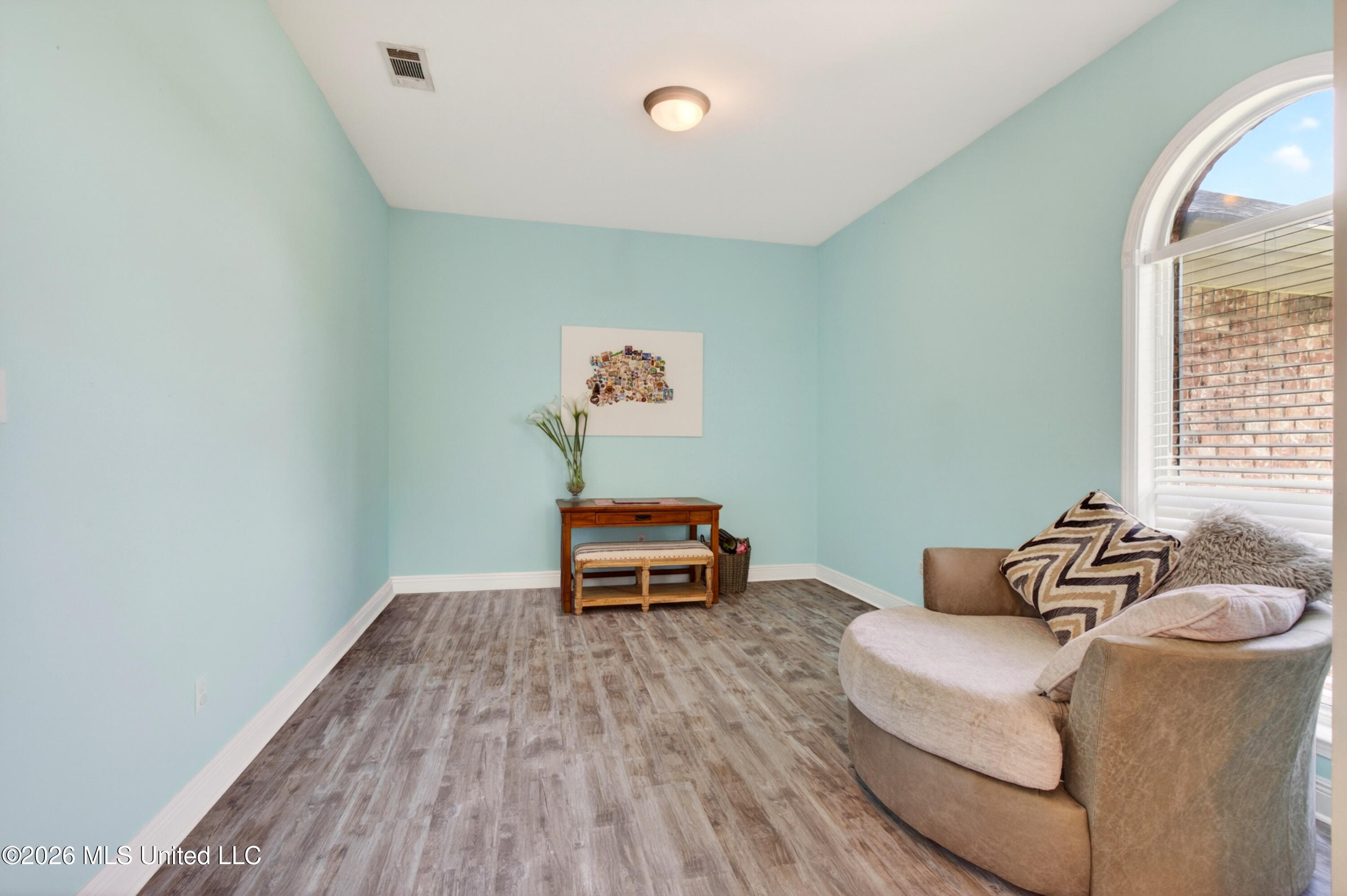 10331 Maple Cove Property Photo 7