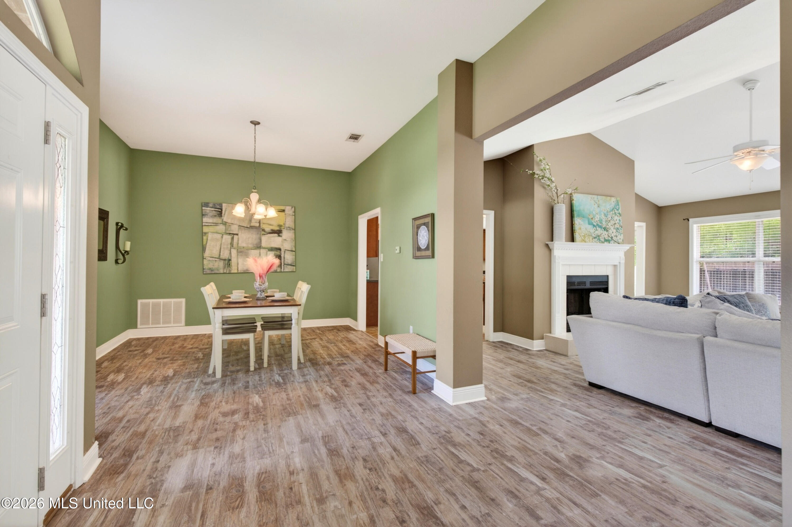 10331 Maple Cove Property Photo 9