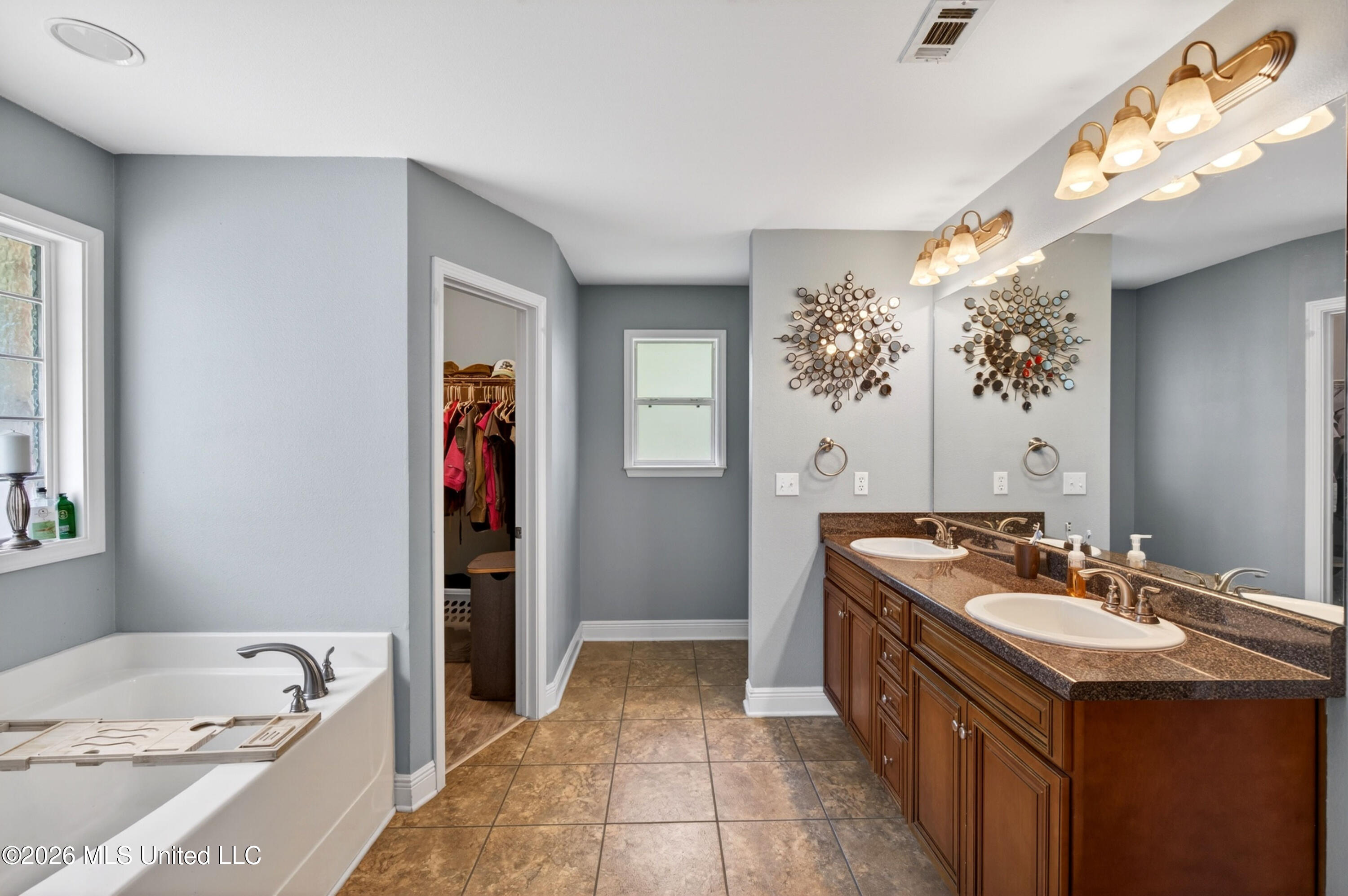 10331 Maple Cove Property Photo 23