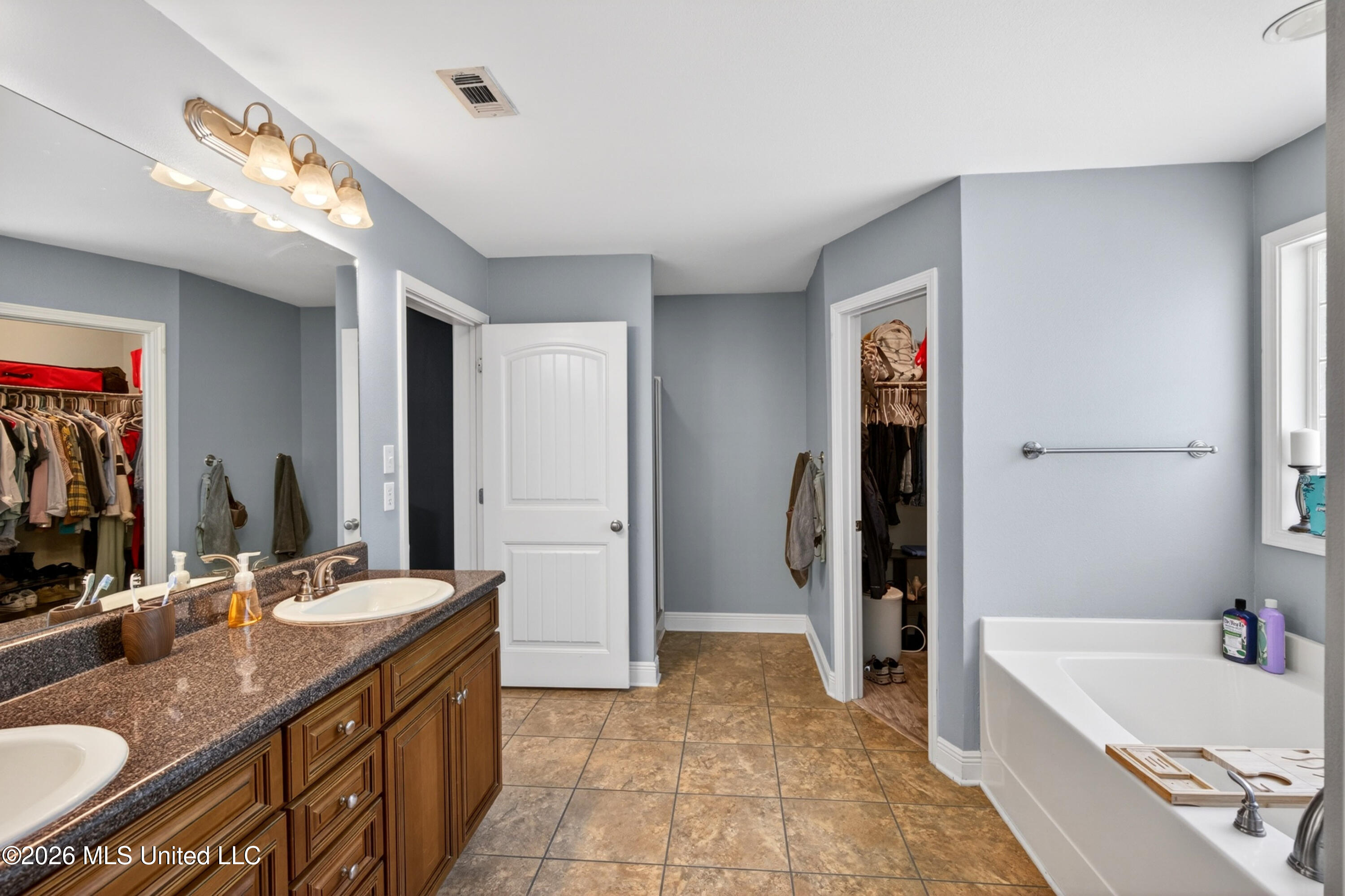 10331 Maple Cove Property Photo 24