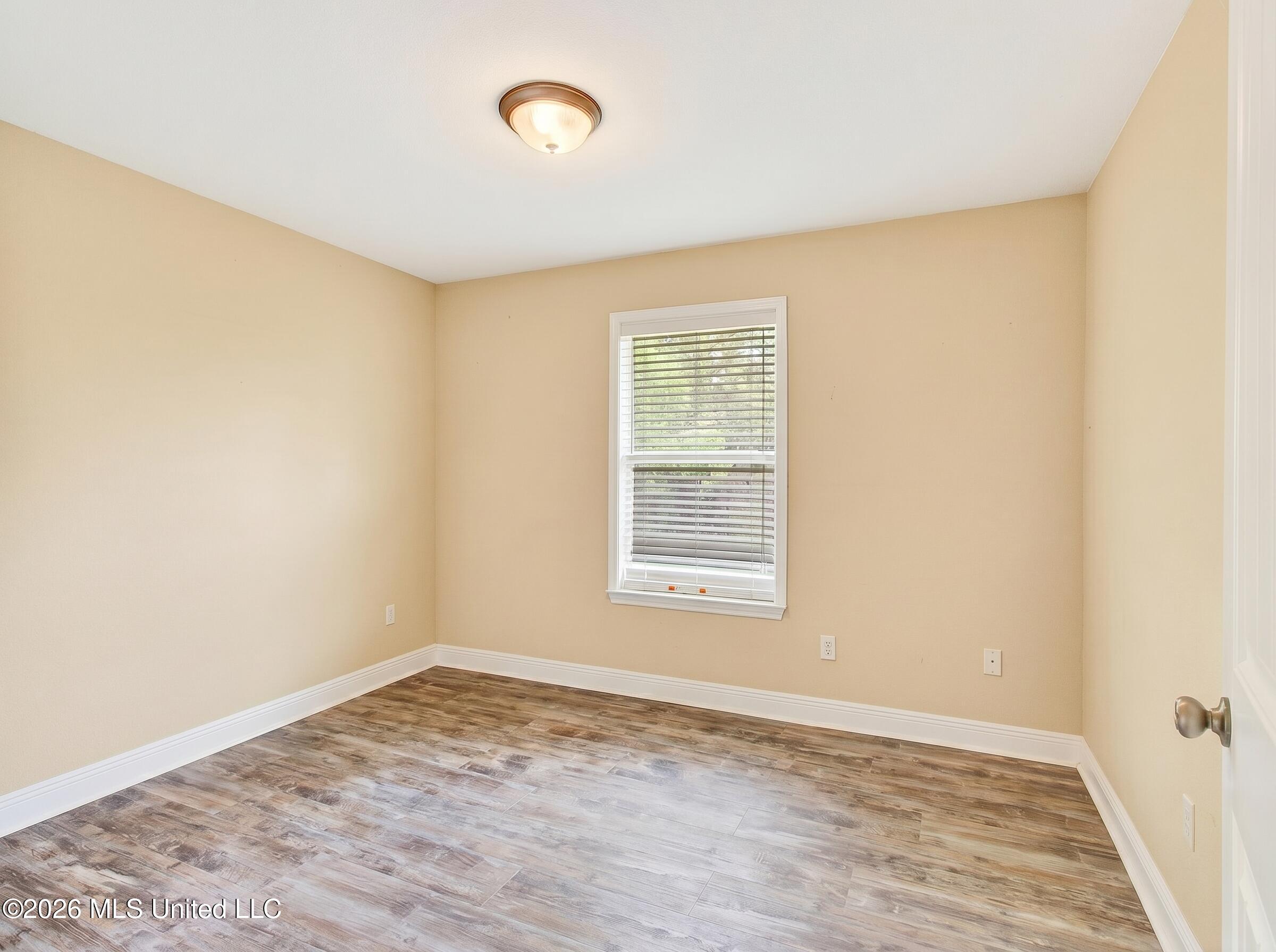 10331 Maple Cove Property Photo 28