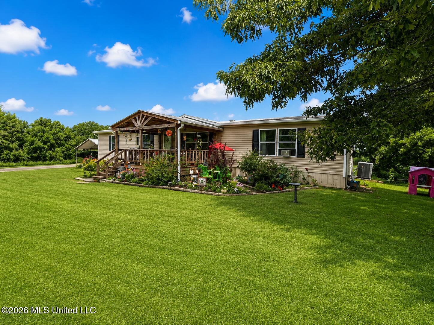 5207 Mudline Road Property Photo 2