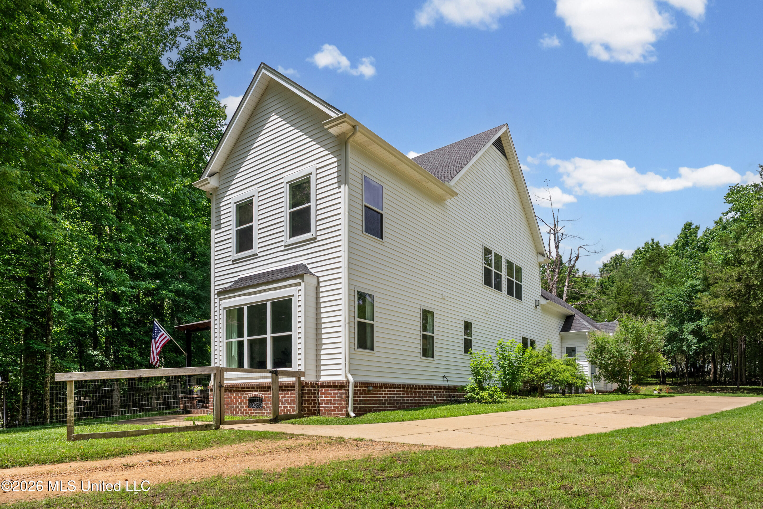 479 Hope Road Property Photo 9