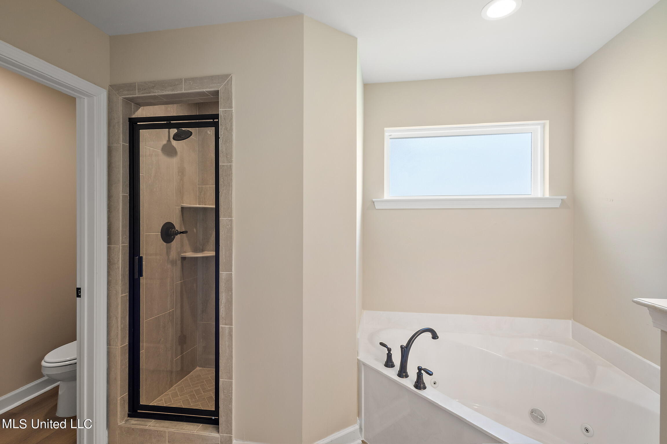 6519 Benjamin Cove Property Photo 17