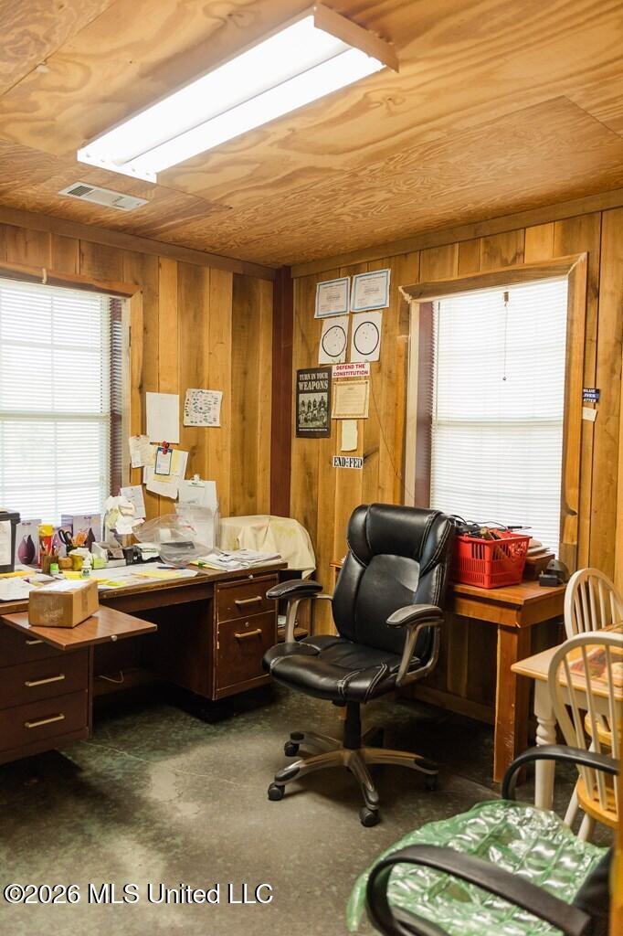 10155 Highway 11 Property Photo 7