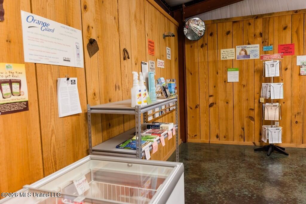 10155 Highway 11 Property Photo 18
