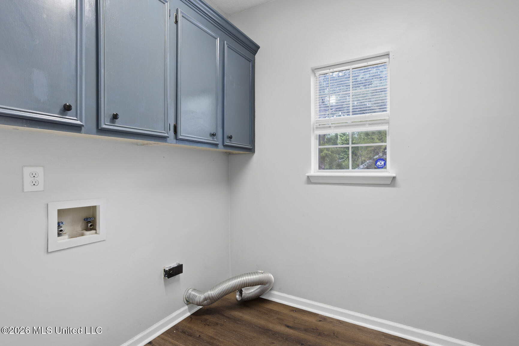 317 Woodrun Drive Property Photo 13