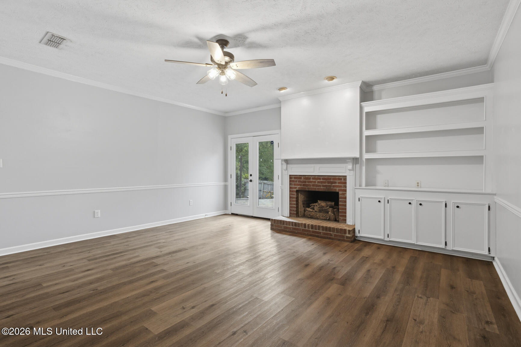 317 Woodrun Drive Property Photo 14