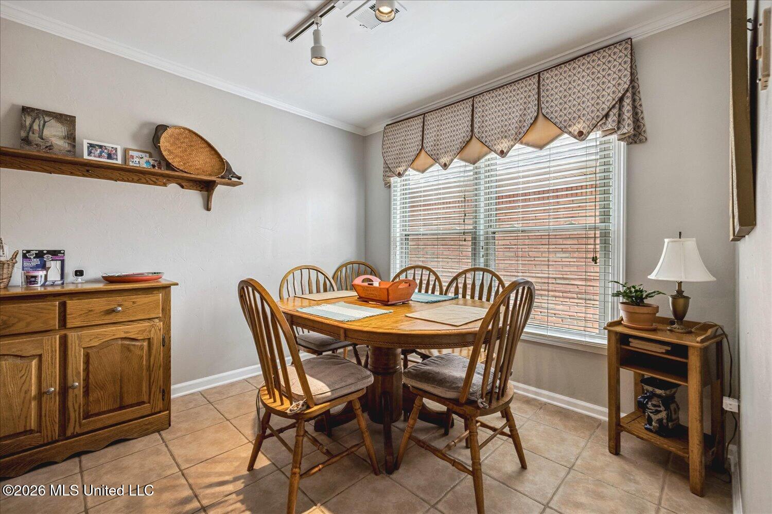 6595 Masters Drive Property Photo 11