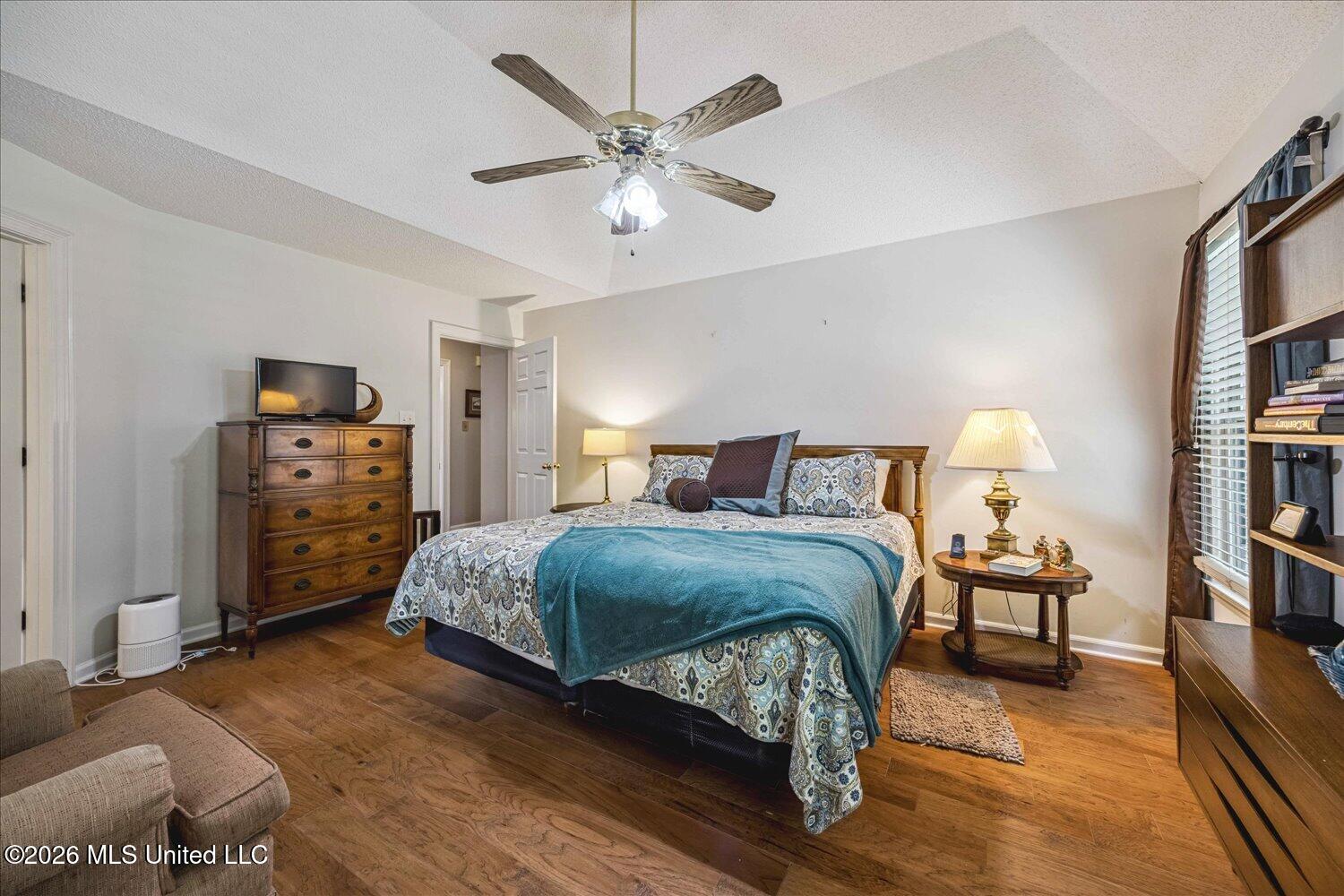 6595 Masters Drive Property Photo 14