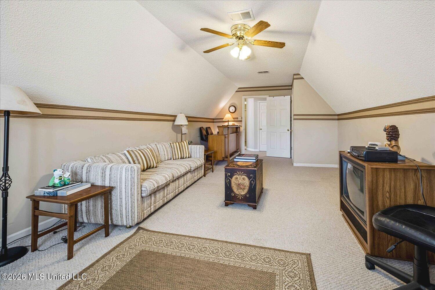 6595 Masters Drive Property Photo 20