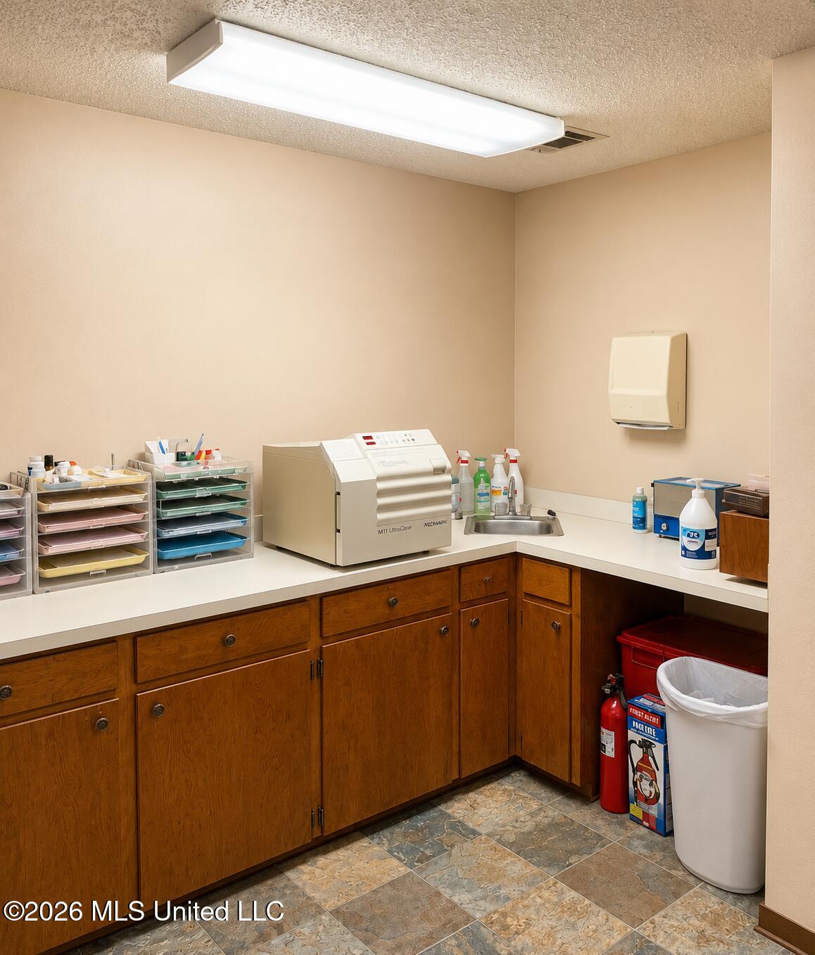 108 Trade Center Lane Property Photo 7