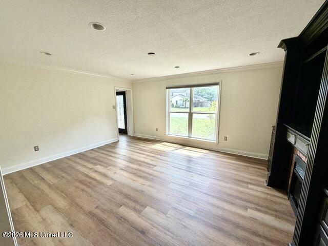 825 Warren Street Property Photo 8