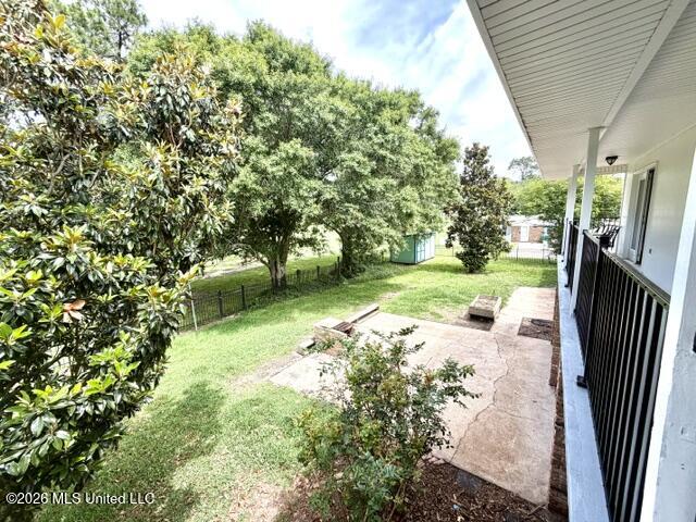 825 Warren Street Property Photo 37
