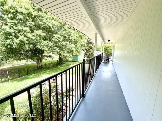 825 Warren Street Property Photo 38