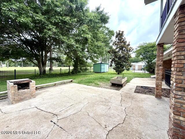 825 Warren Street Property Photo 56