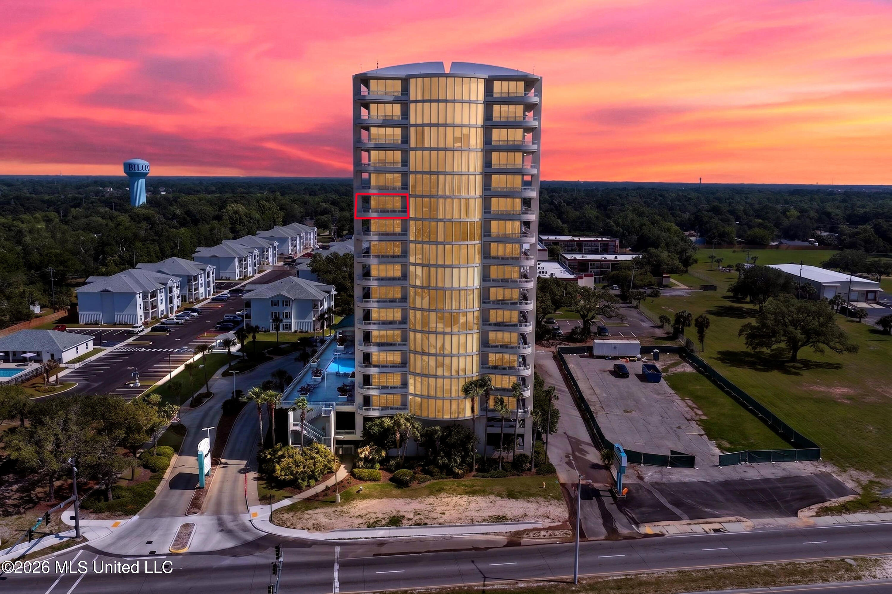 2060 Beach Boulevard Property Photo 1