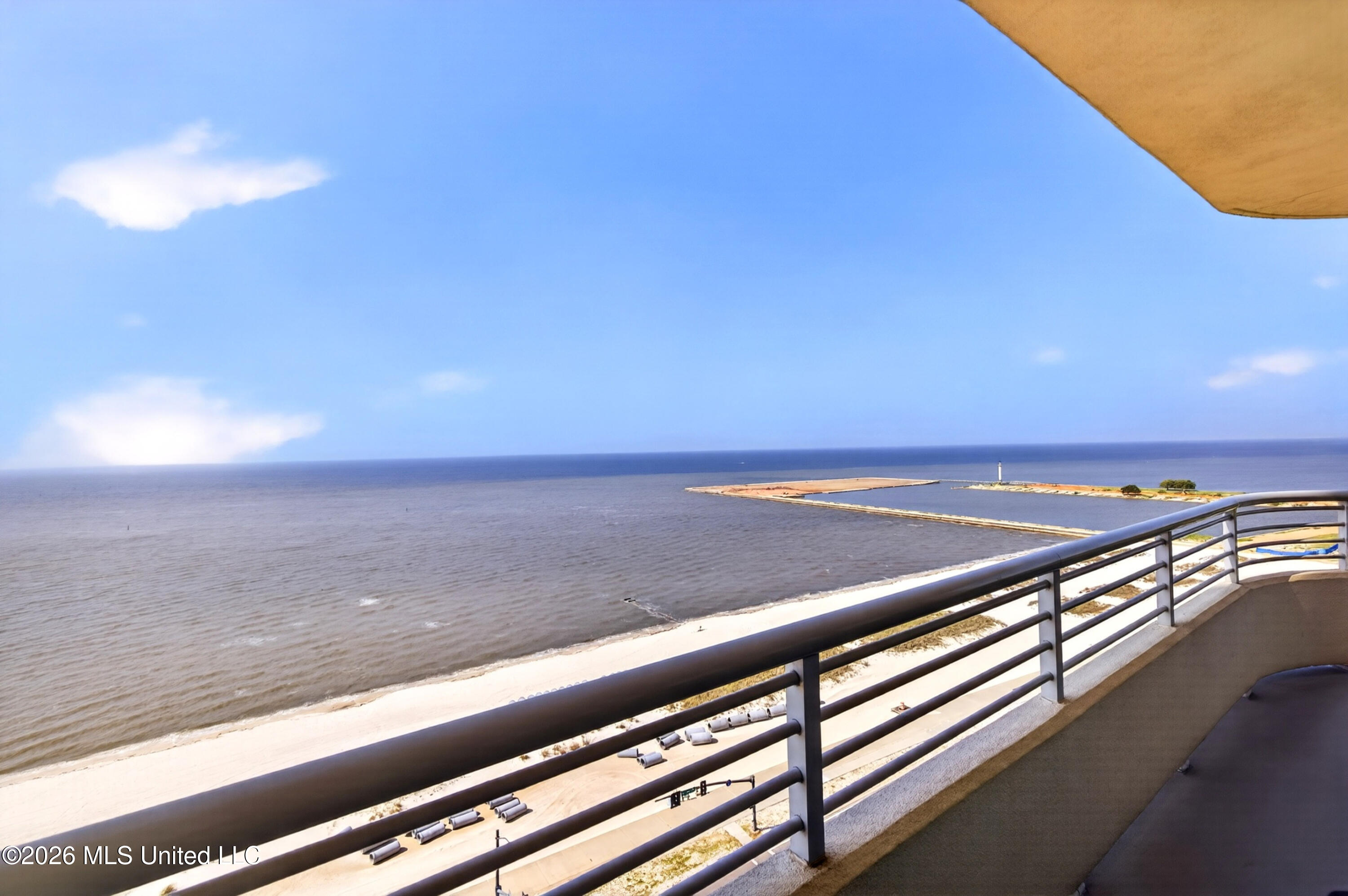 2060 Beach Boulevard Property Photo 20