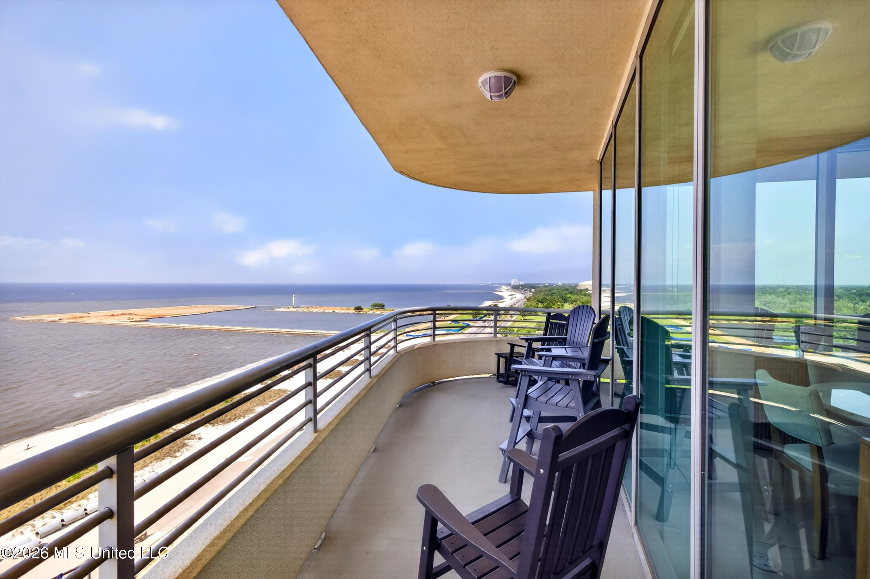 2060 Beach Boulevard Property Photo 23