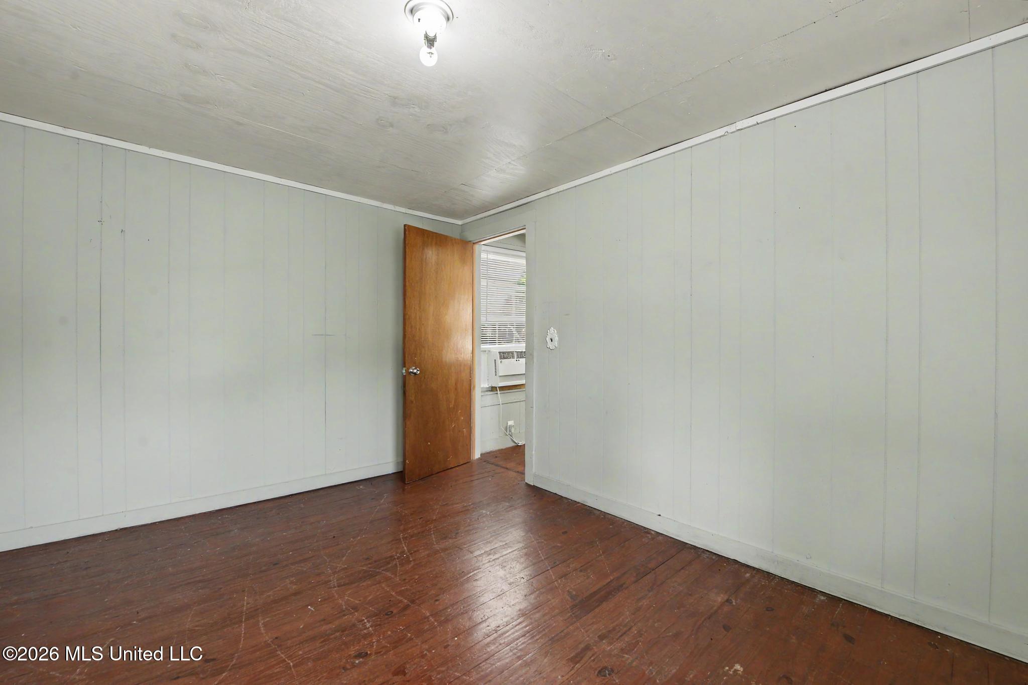388 Oak Street Property Photo 16