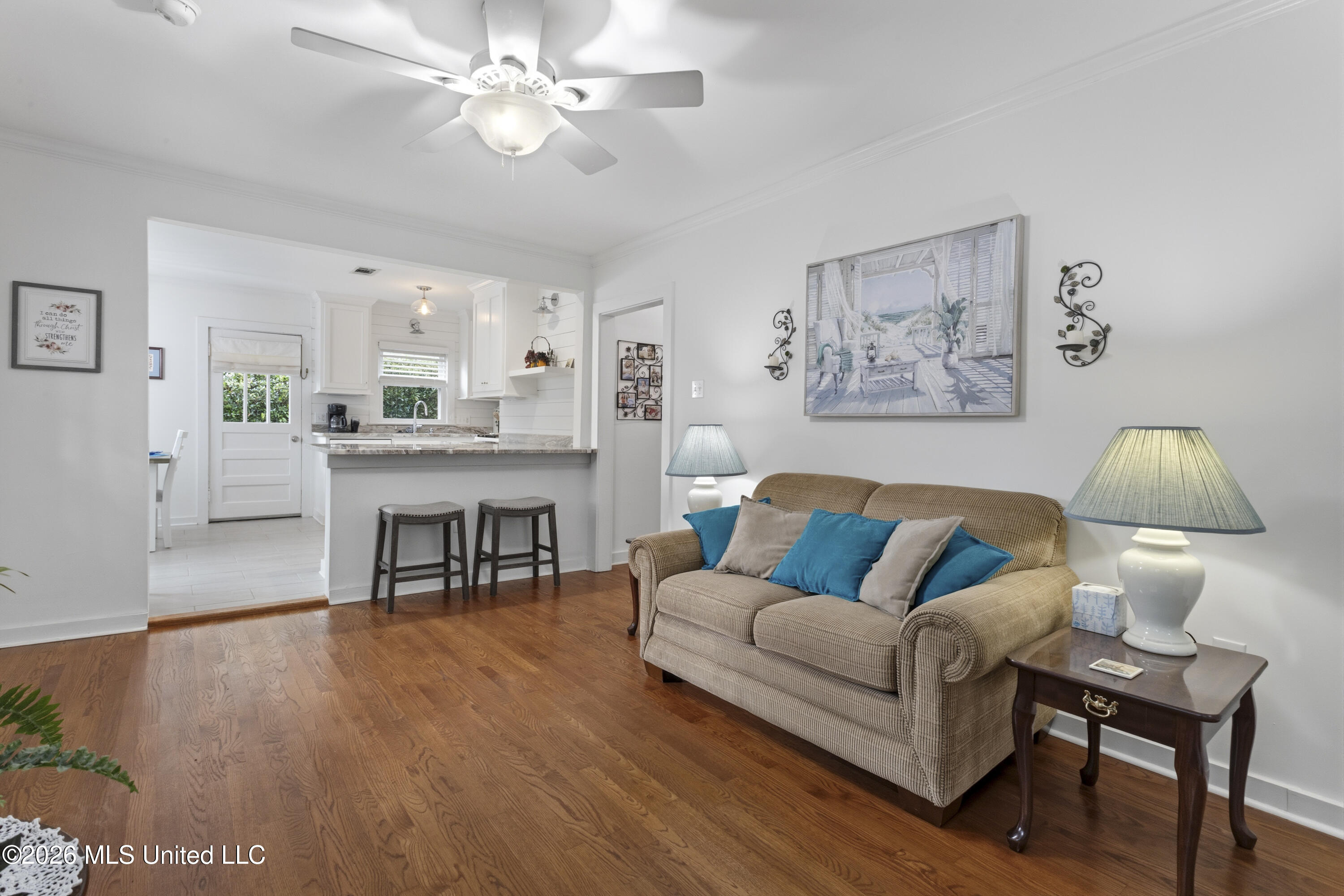 1000 27th Street Property Photo 7