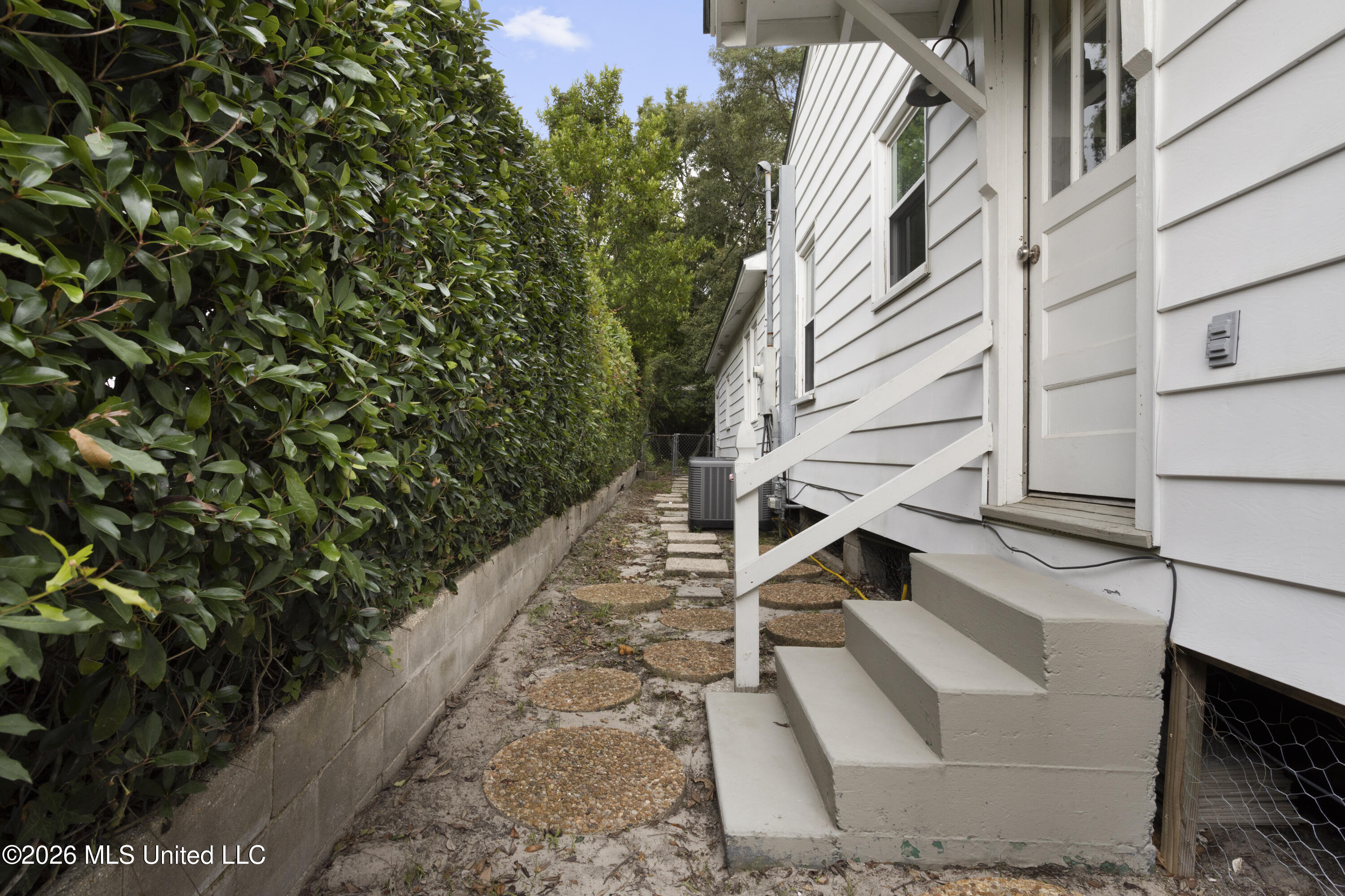 1000 27th Street Property Photo 23
