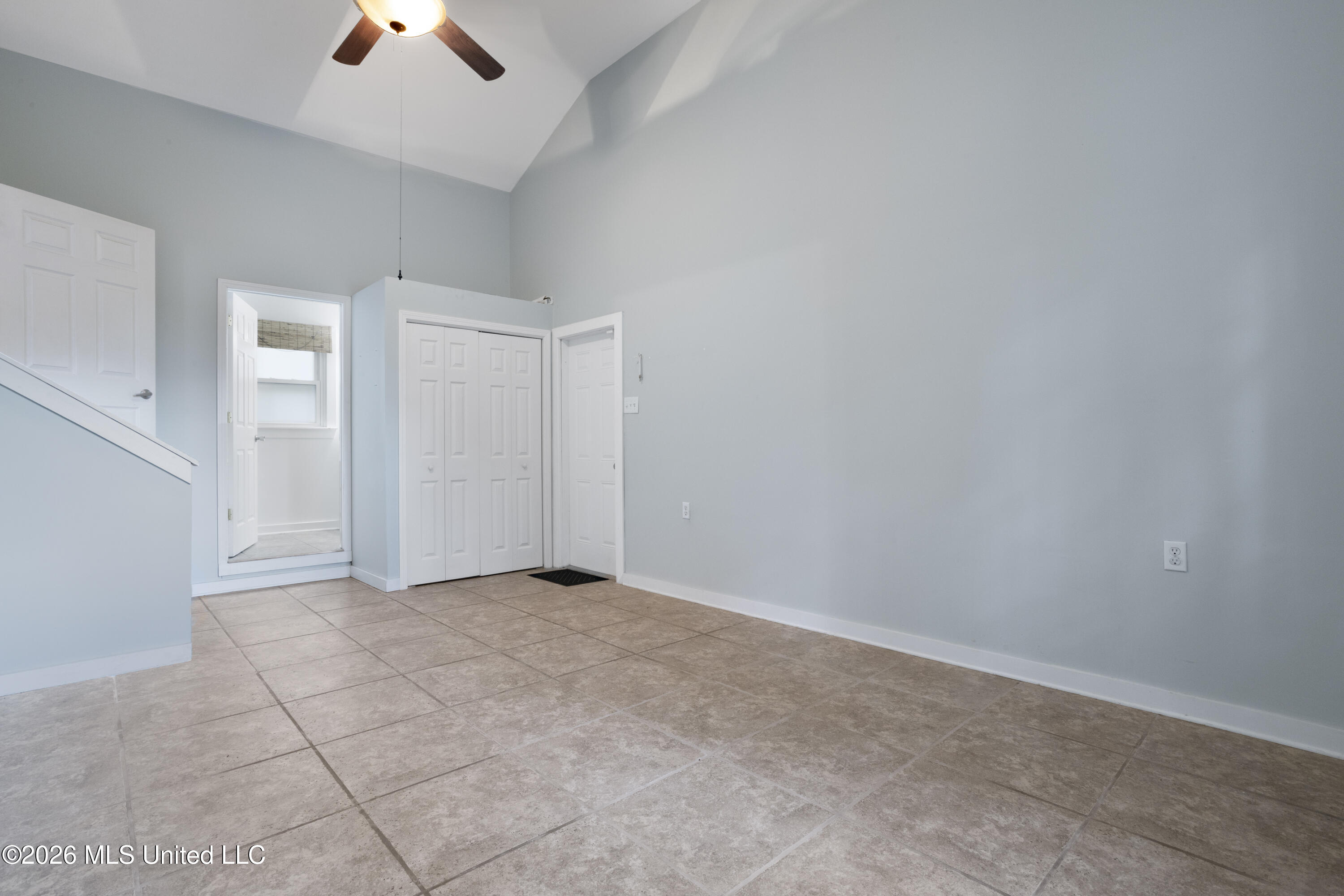 1000 27th Street Property Photo 32