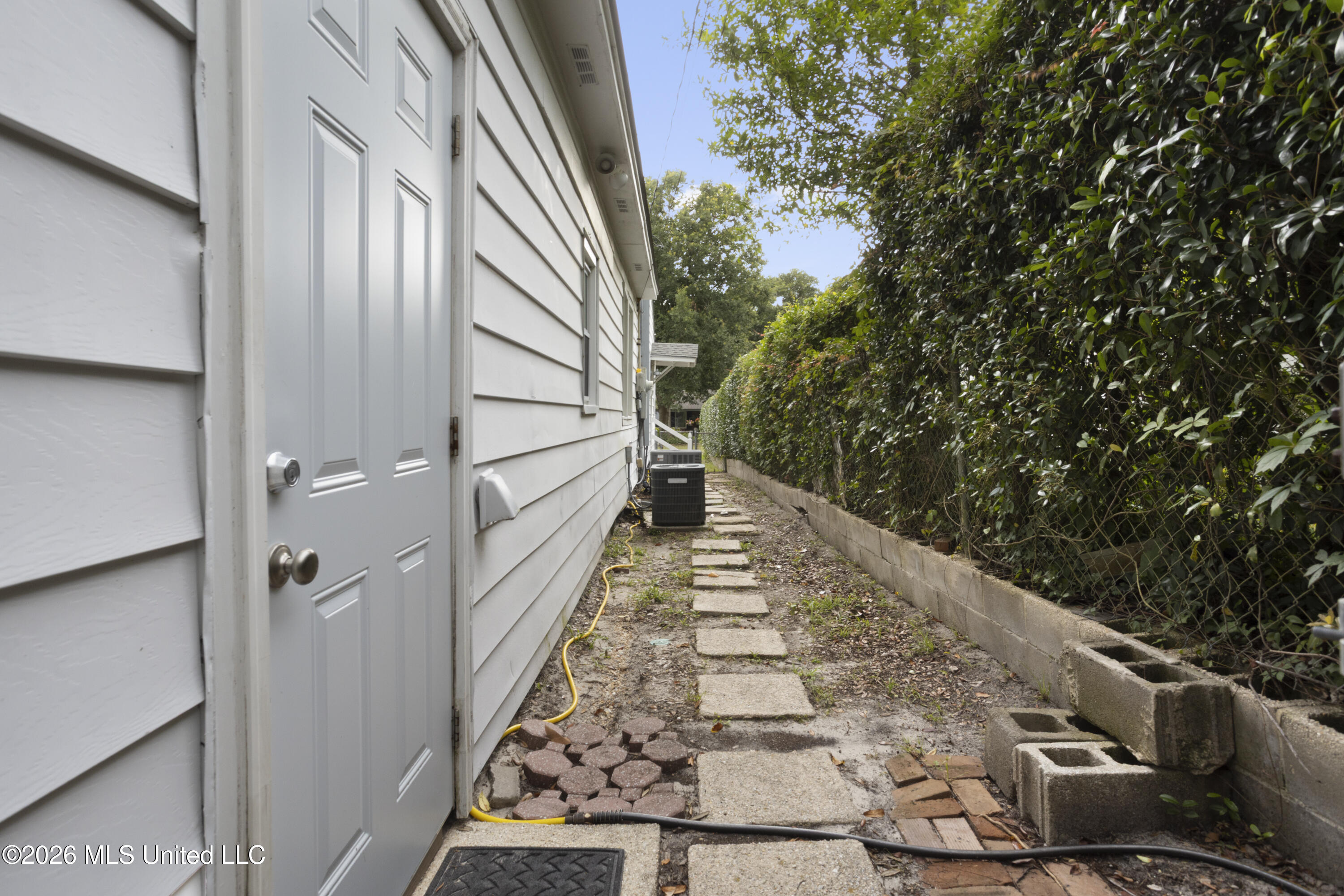 1000 27th Street Property Photo 46